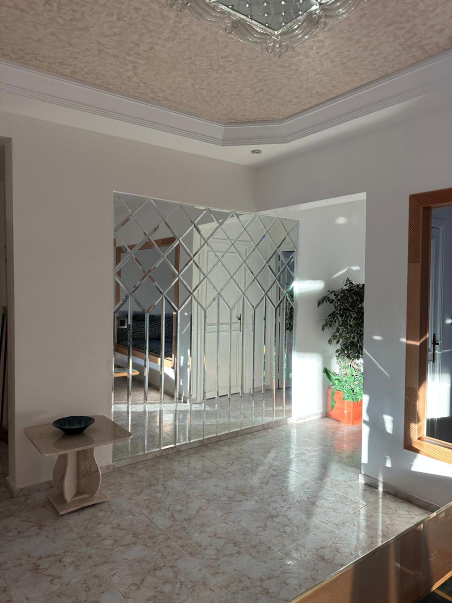 Appartements Nia Confort, Plein Centre Ville, Avec Terrasse フェズ エクステリア 写真